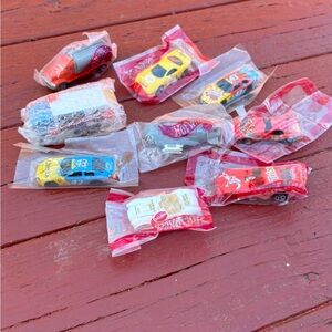 Hot Wheels Vintage Lot Of Nine Assorted Cereal Brands Sealed Cars, Truck & Blimp